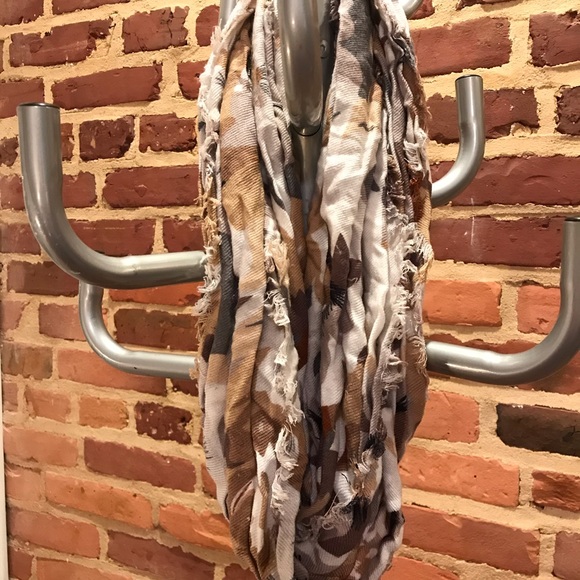 Infinity Scarf - Picture 4 of 5